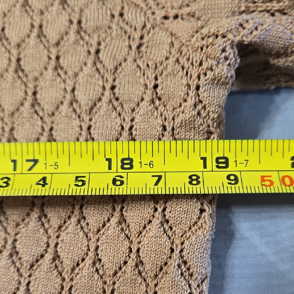 Express Sz Medium Women's Camel Cardigan Sweater - Picture 6 of 8